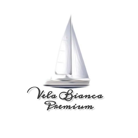 Vela Bianca Premium Apartment Letojanni Exterior foto